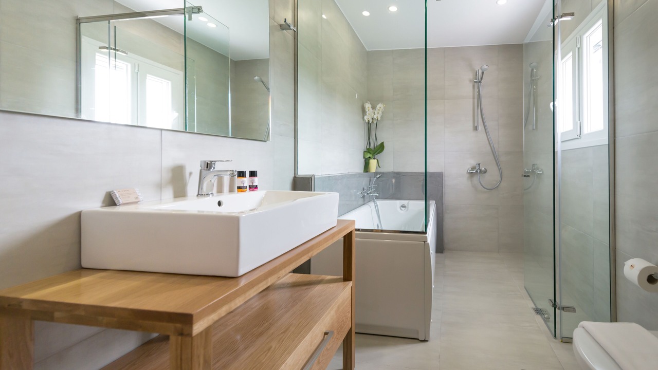 Photo of Bathroom in Akrotiri