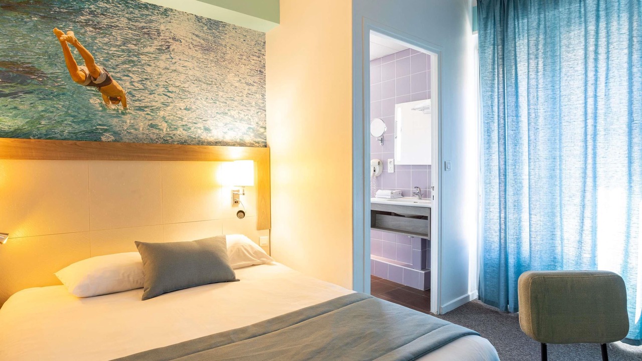 Photo of Bedroom in Calais City Center