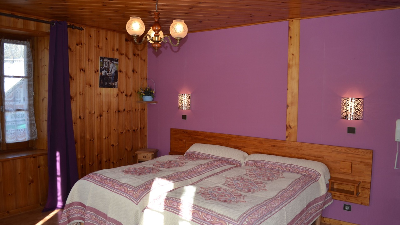 Photo of Bedroom in Abondance
