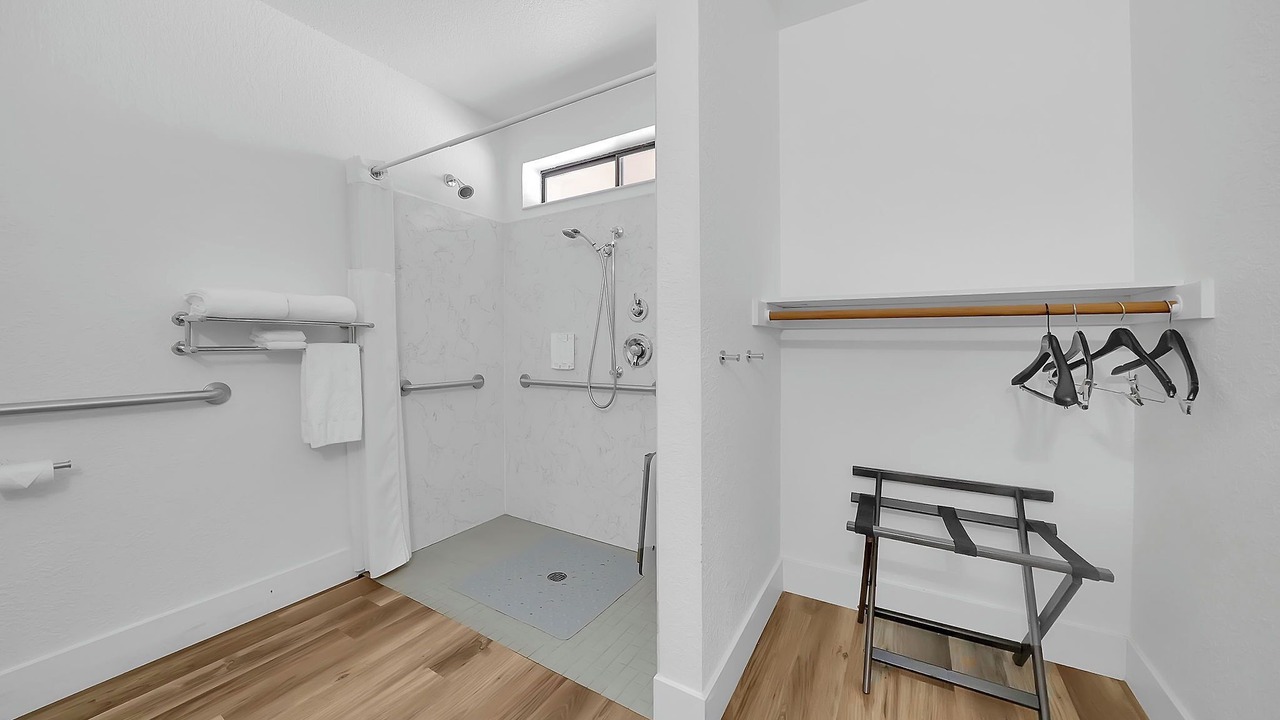 Photo of Others in Glencoe