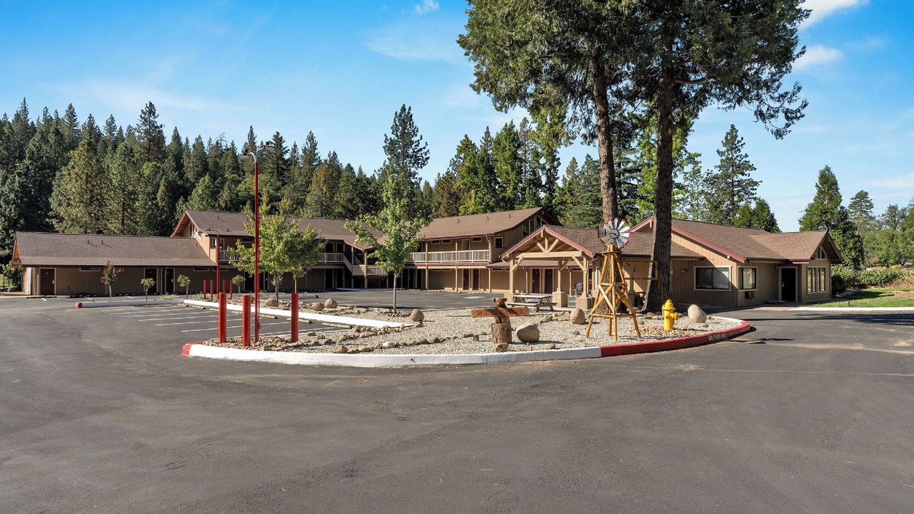 Photo of Others in Glencoe