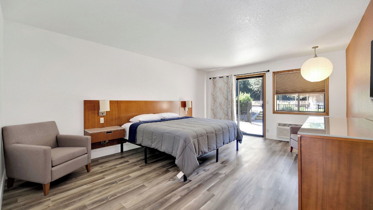 Photo of Others in Glencoe