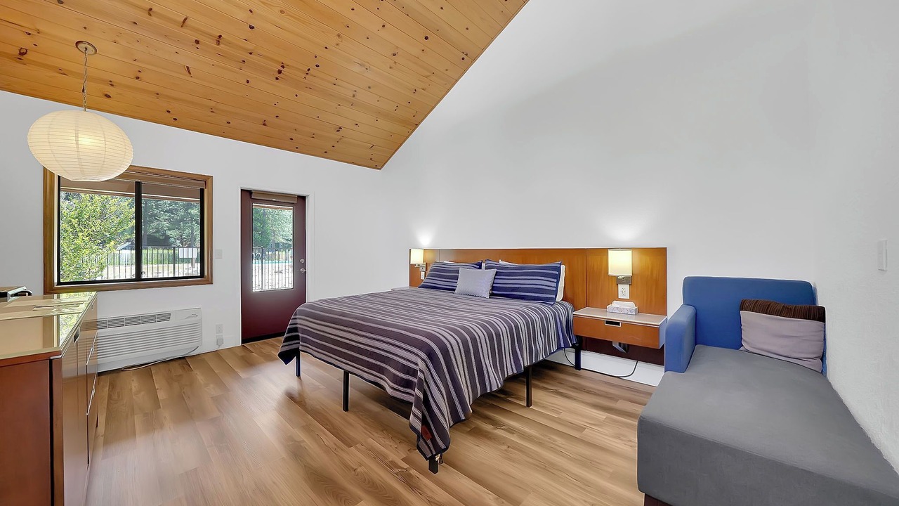 Photo of Bedroom in Glencoe