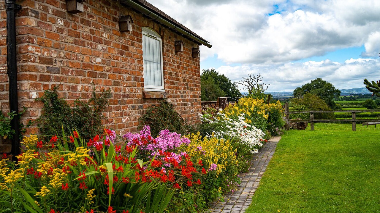 Photo of Outdoor in Barton