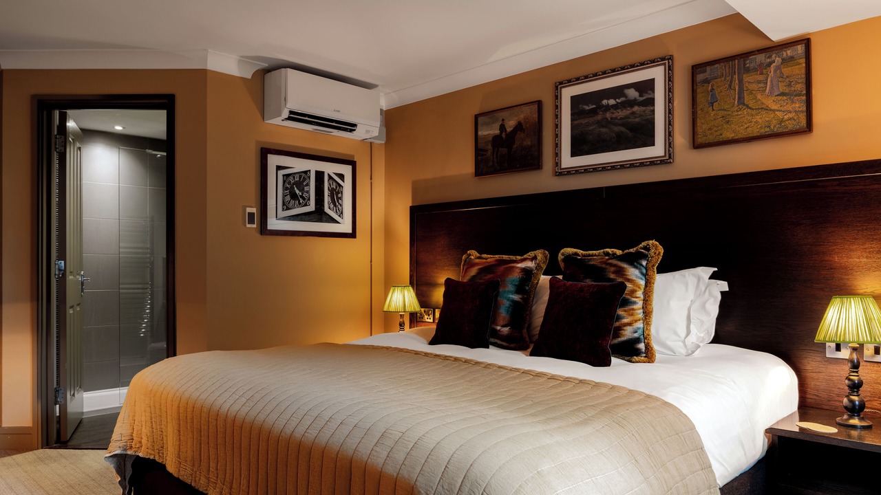 Photo of Bedroom in Village