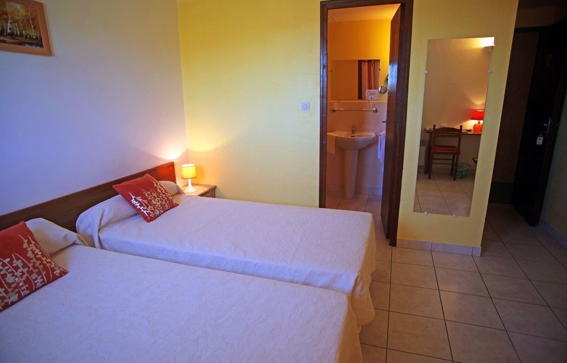 Photo of Bedroom in Saint-Chinian