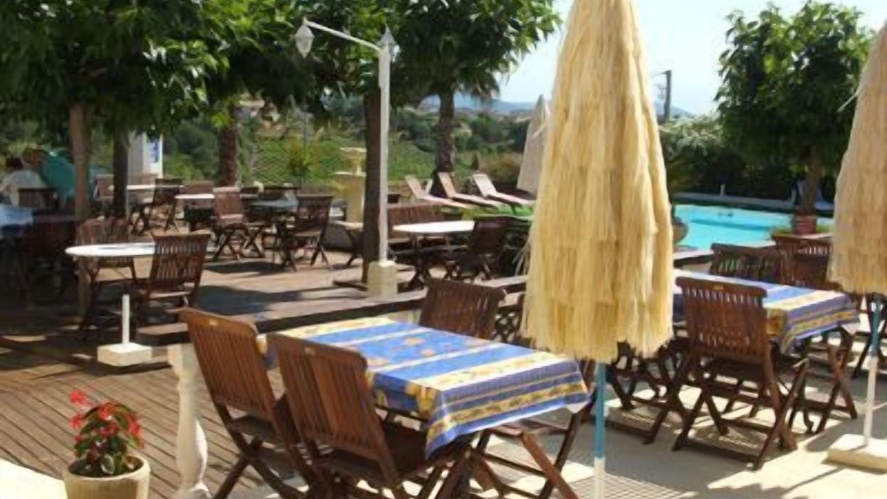 Photo of Patio Balcony in Saint-Chinian