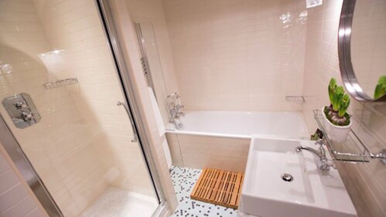 Photo of Bathroom in Clapham
