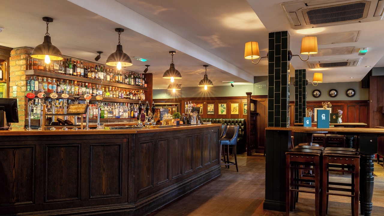 Photo of Others in Kew