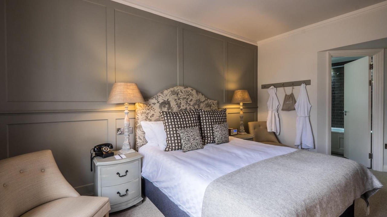 Photo of Bedroom in Kew