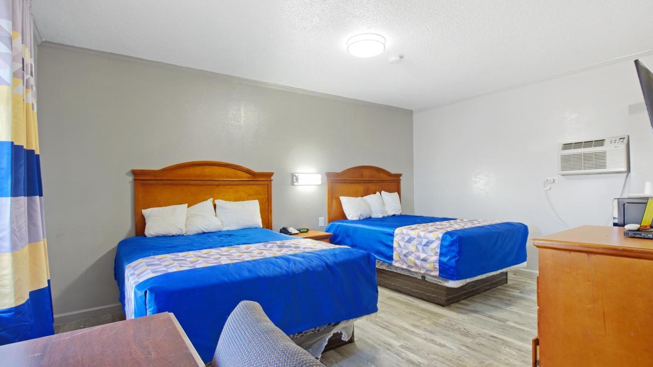 Photo of Others in Dothan