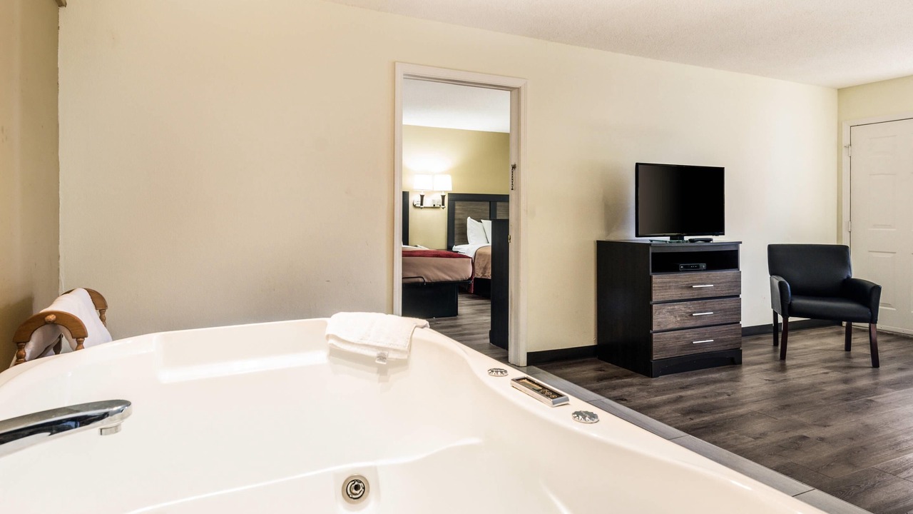 Photo of Bedroom in Glade Spring