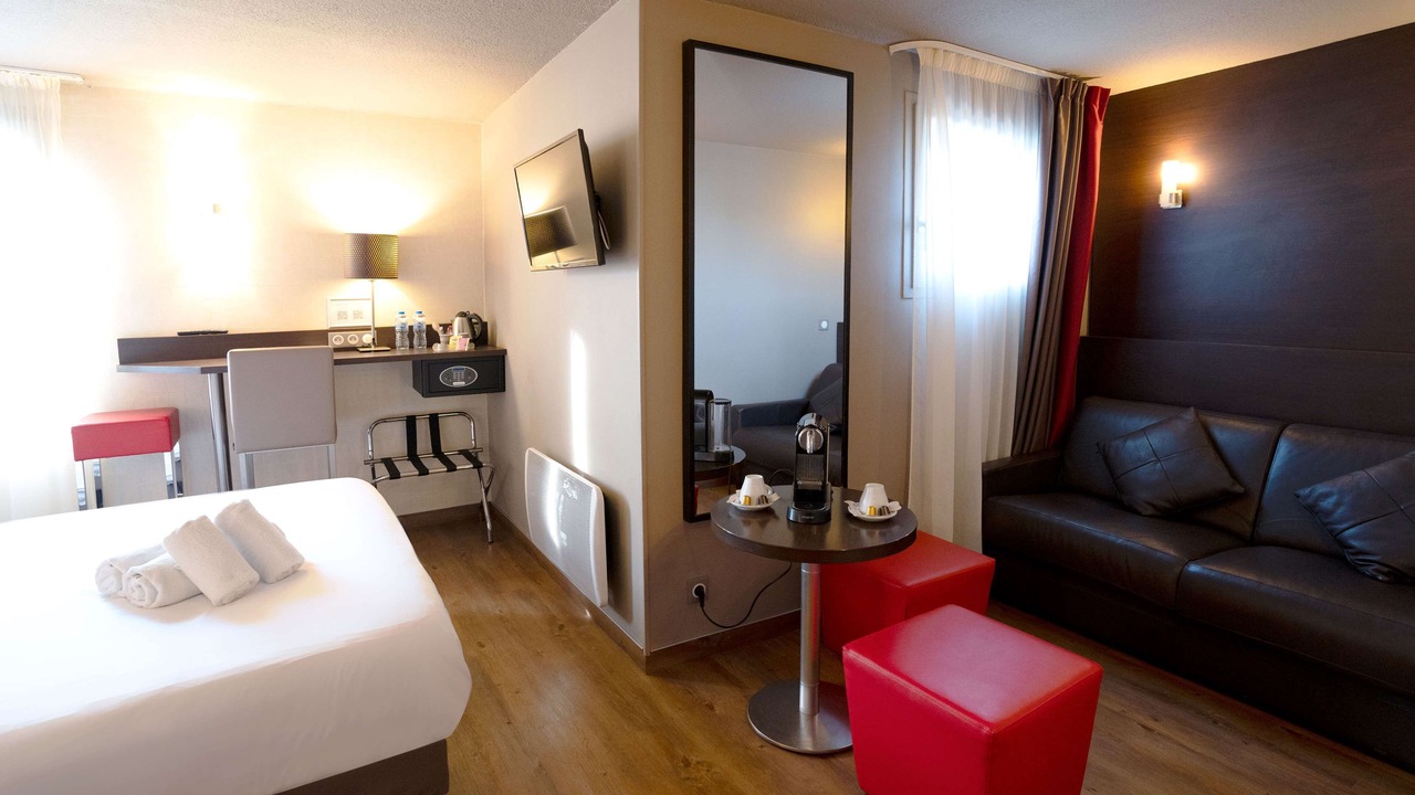 Photo of Bedroom in Maubeuge