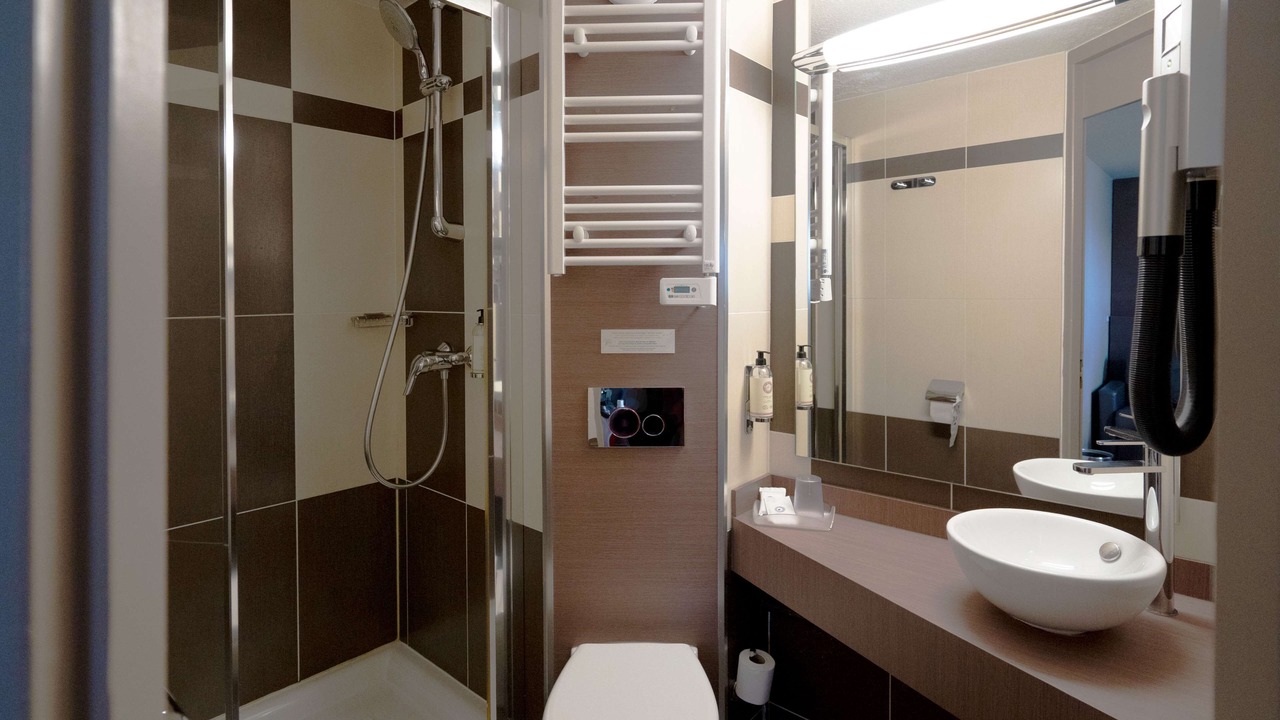 Photo of Bathroom in Maubeuge