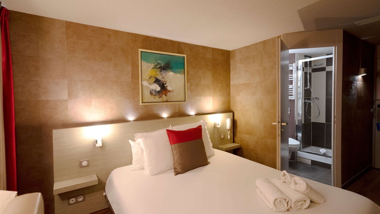 Photo of Bedroom in Maubeuge