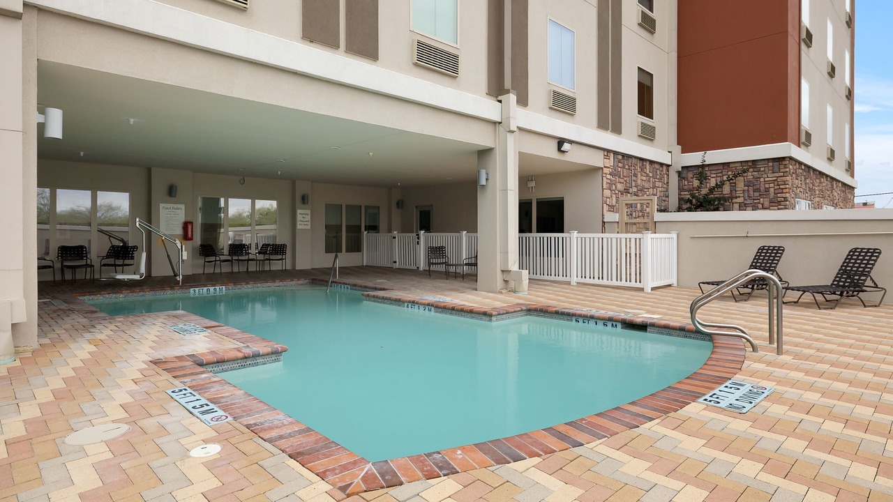 Photo of Outdoor in George West