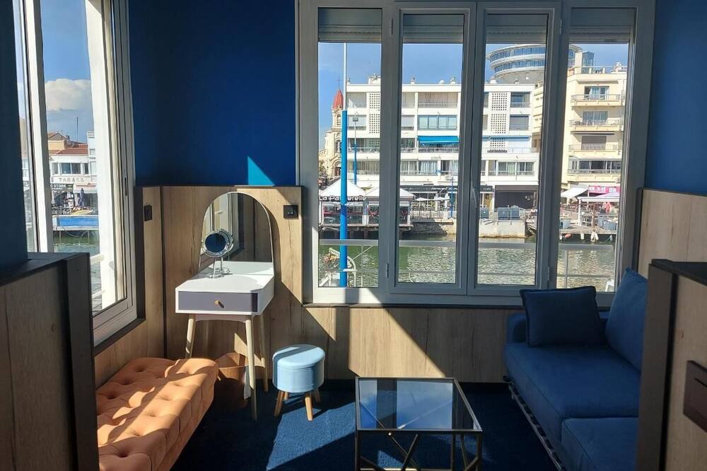 Photo of Bedroom in Palavas-les-Flots