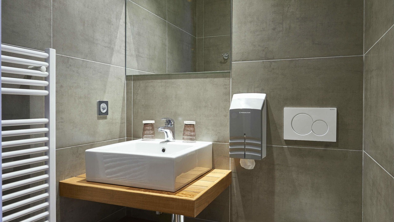 Photo of Bathroom in Plouigneau