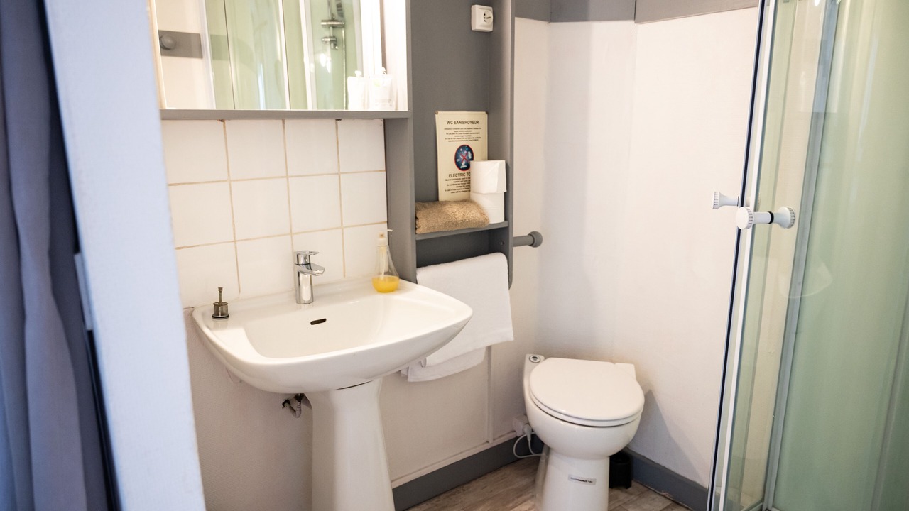 Photo of Bathroom in Apt