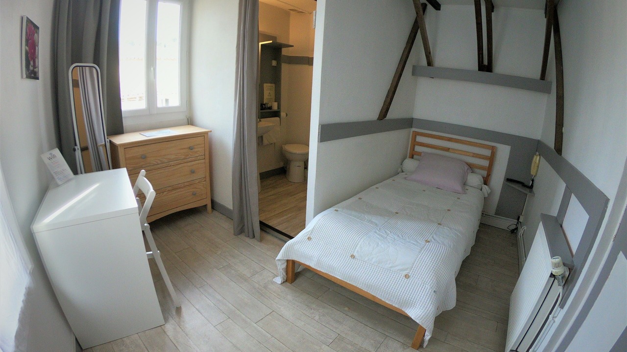 Photo of Bedroom in Apt