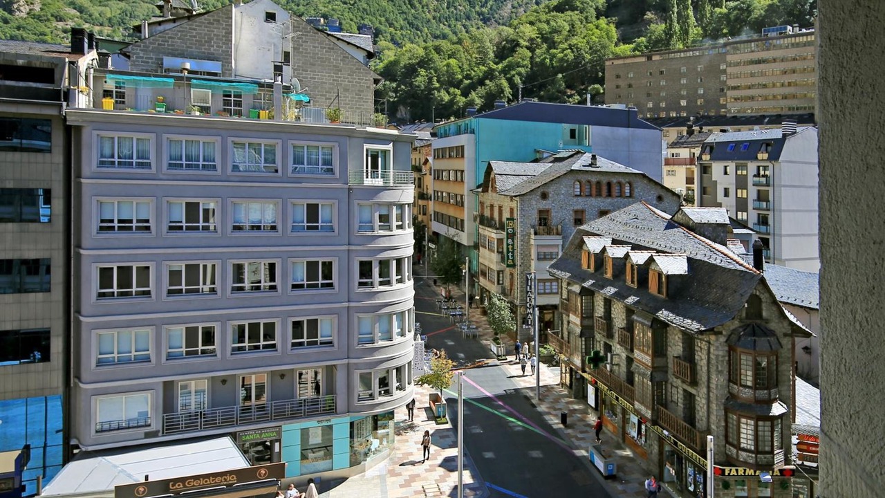 Photo of Outdoor in Avinguda de Carlemany