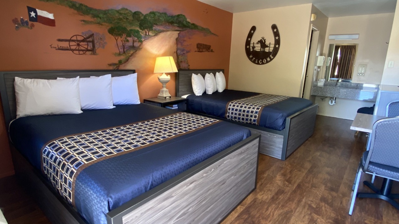 Photo of Bedroom in Junction
