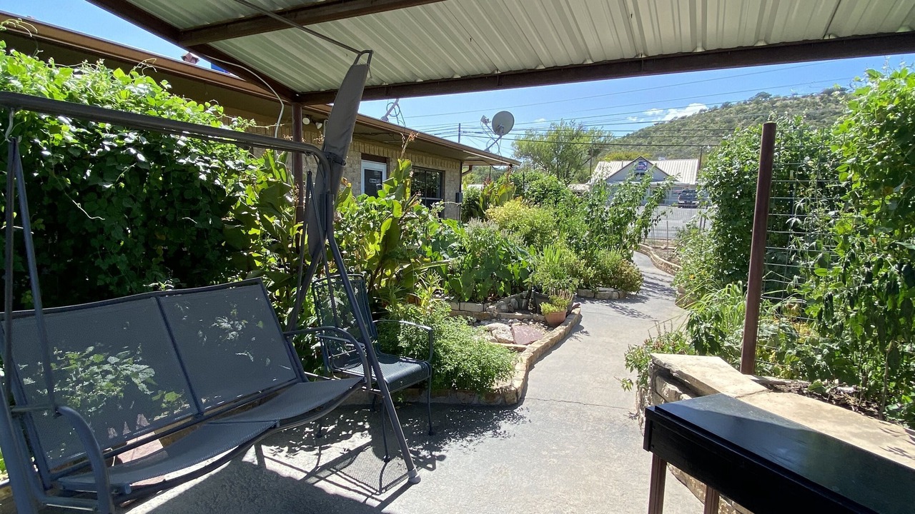 Photo of Patio Balcony in Junction