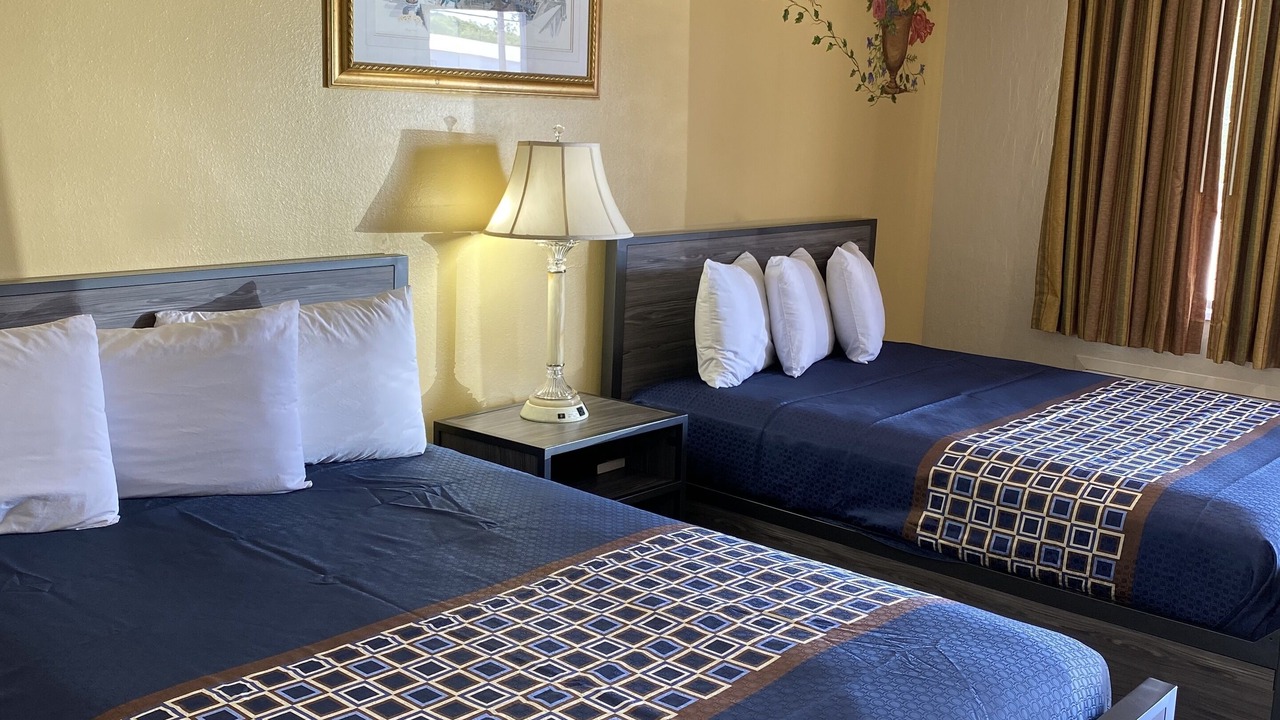 Photo of Bedroom in Junction