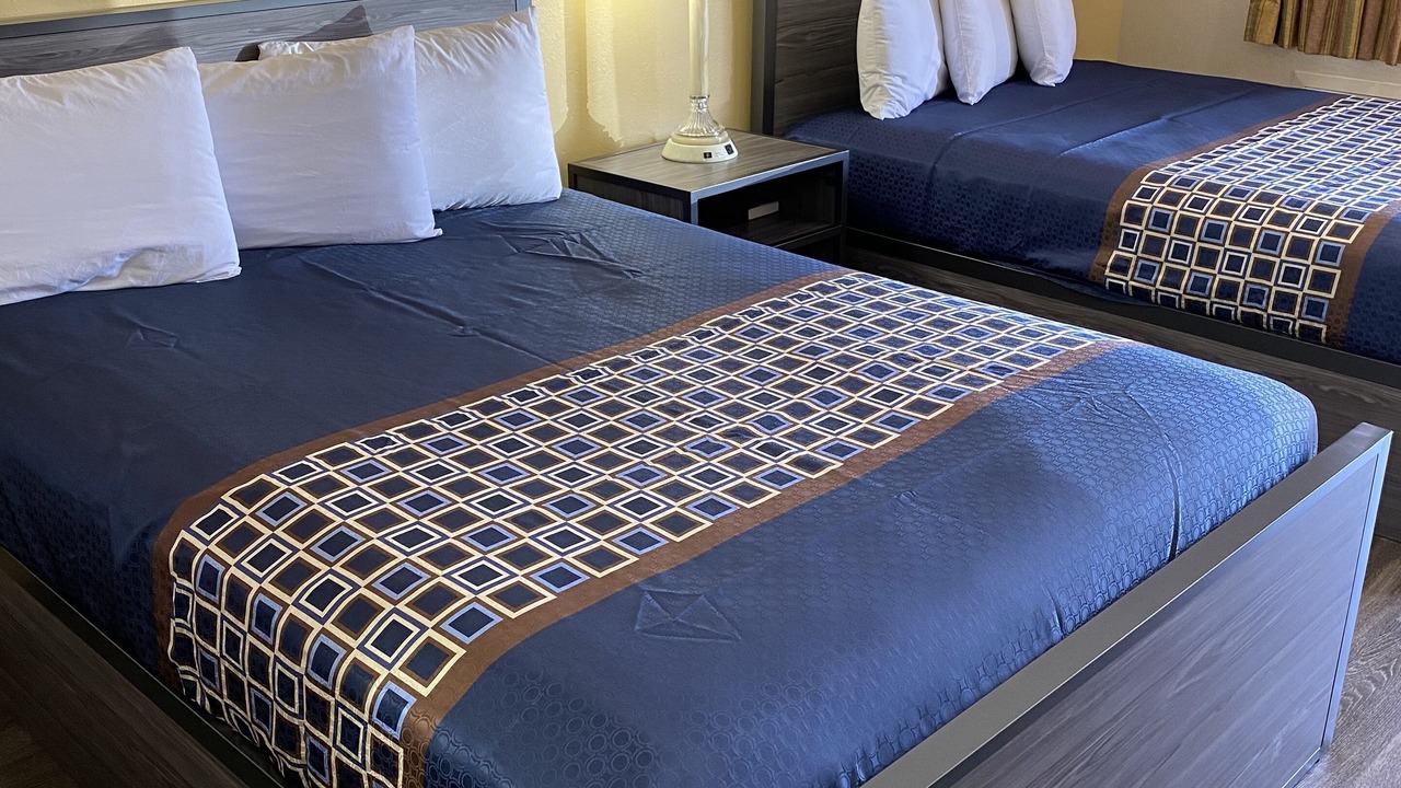 Photo of Bedroom in Junction