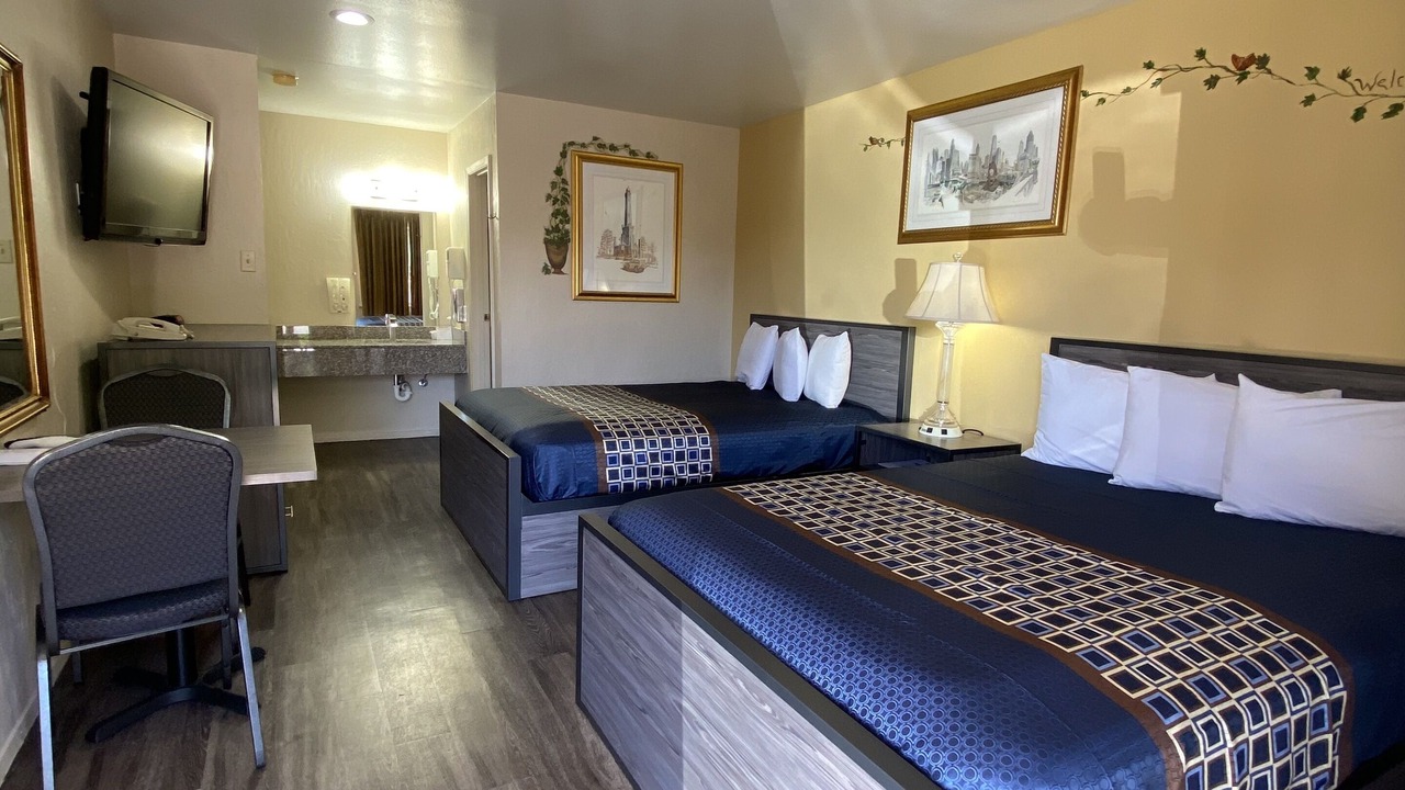 Photo of Bedroom in Junction