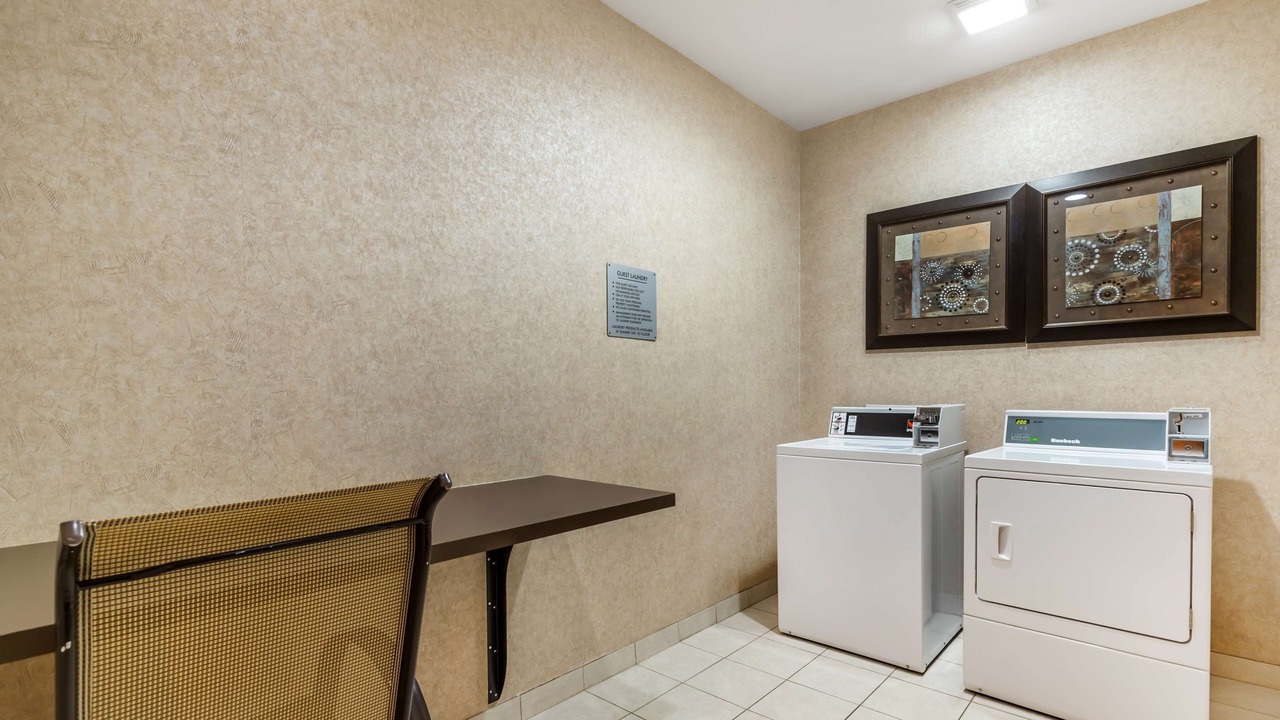 Photo of Bedroom in Lytle