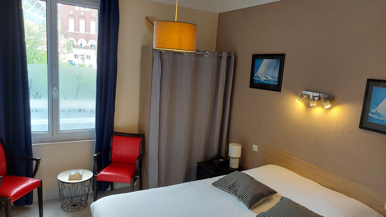 Photo of Bedroom in Albert