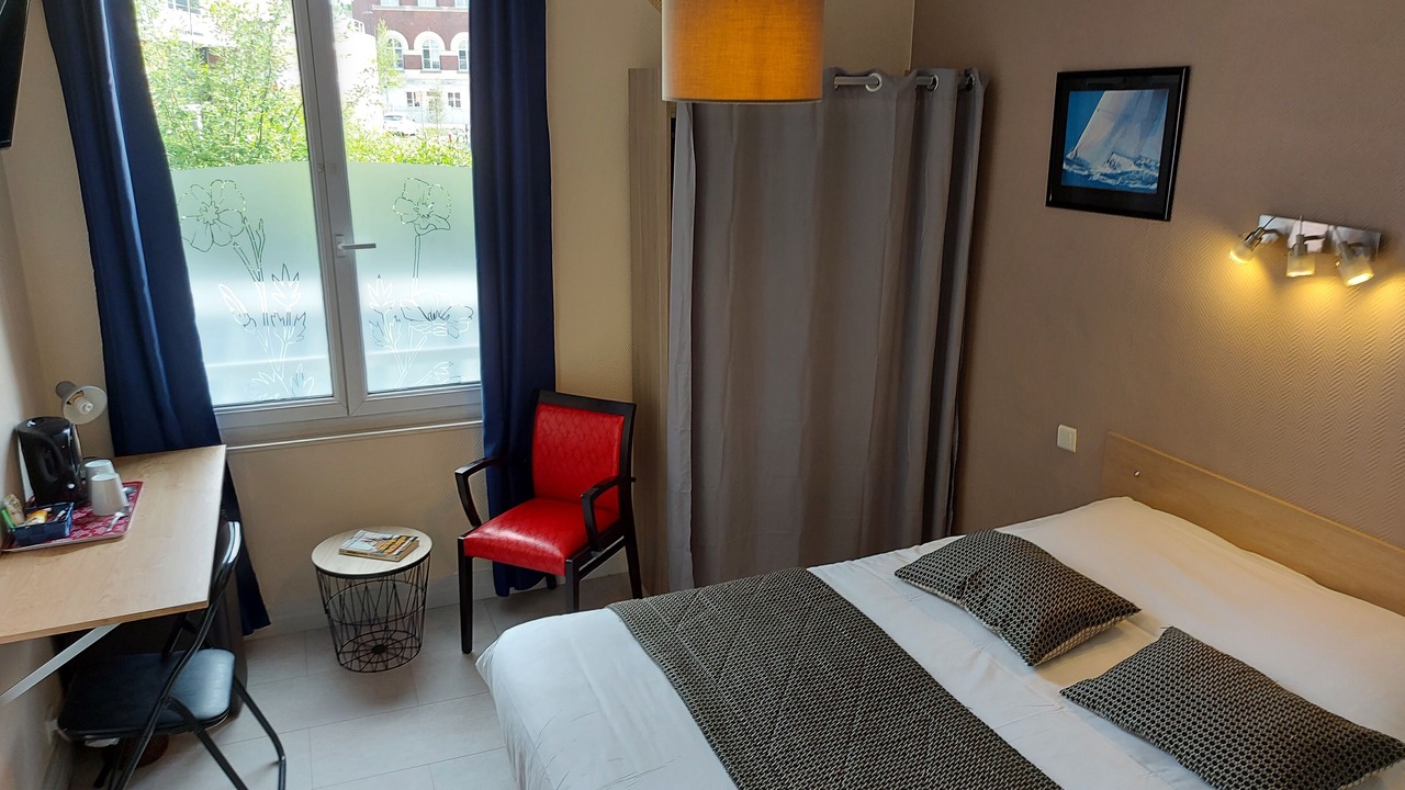 Photo of Bedroom in Albert