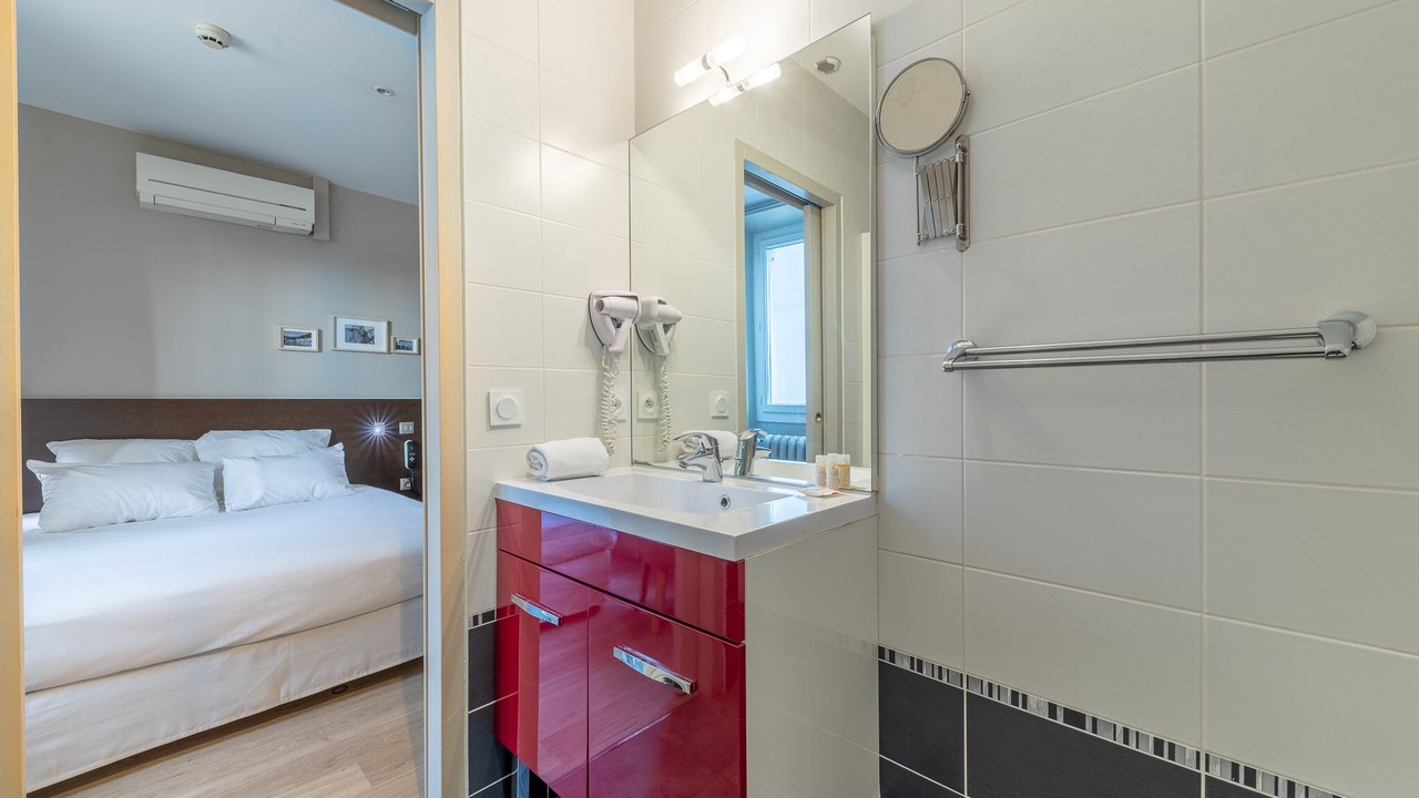 Photo of Bathroom in Quartier Chorier-Berriat