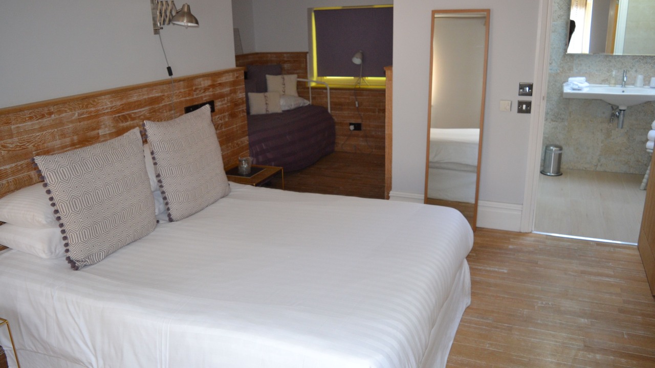 Photo of Bedroom in Eversley