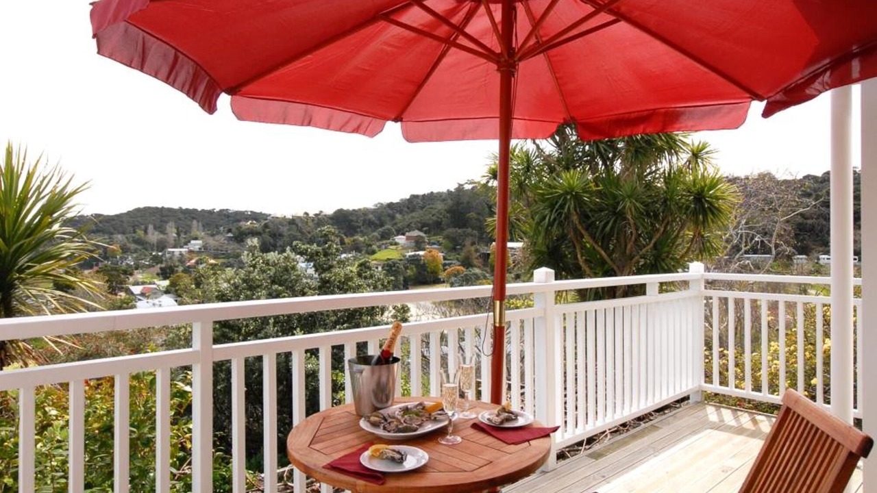 Photo of Patio Balcony in Russell