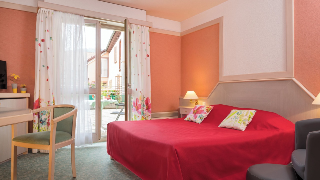 Photo of Bedroom in Saint-Hippolyte