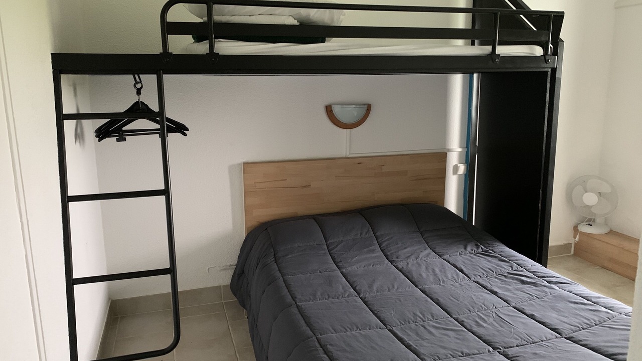 Photo of Bedroom in Saint-Albain