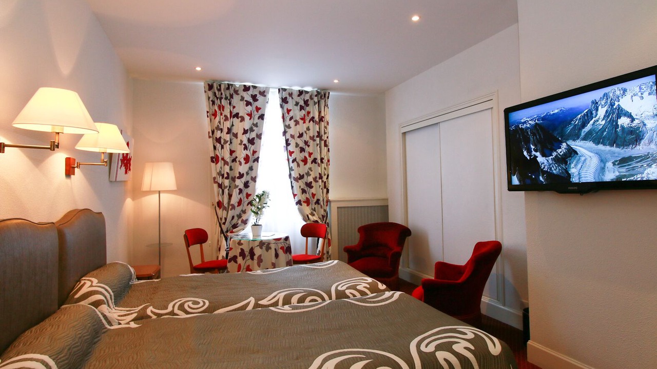 Photo of Bedroom in Bagneres-de-Luchon
