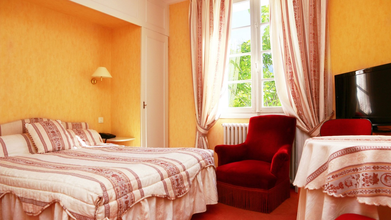 Photo of Bedroom in Bagneres-de-Luchon