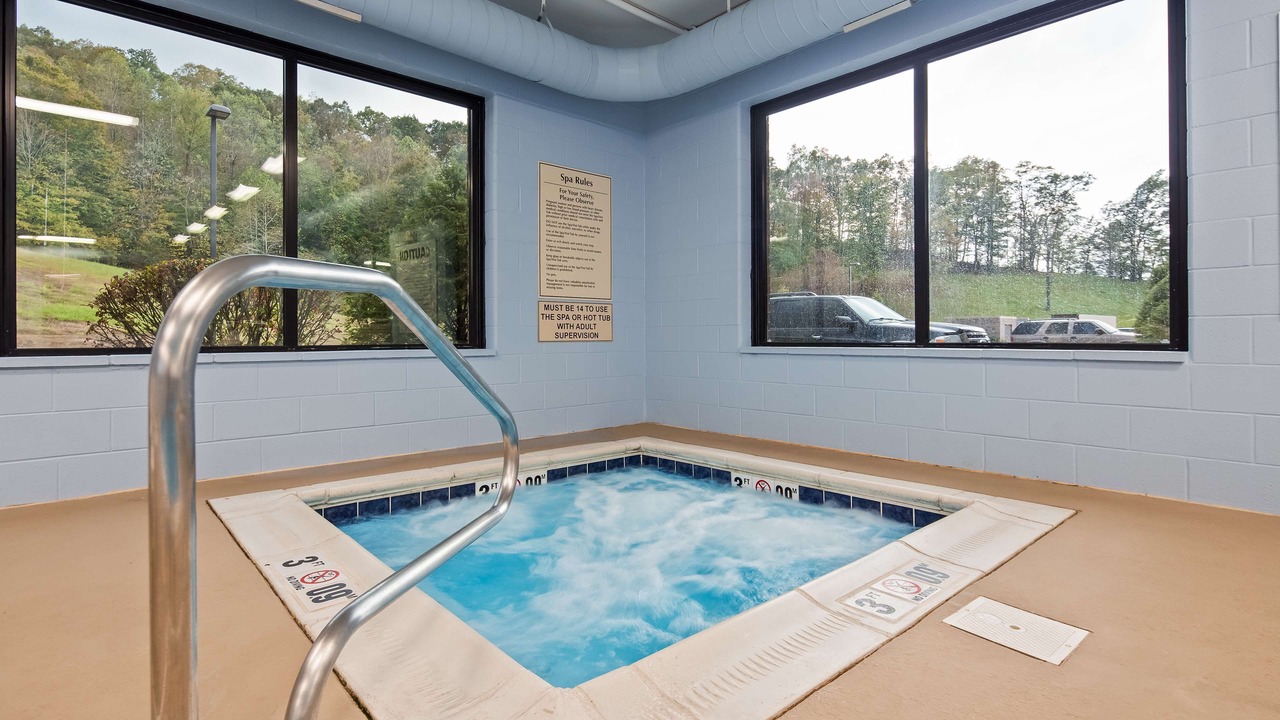 Photo of Others in Louisa