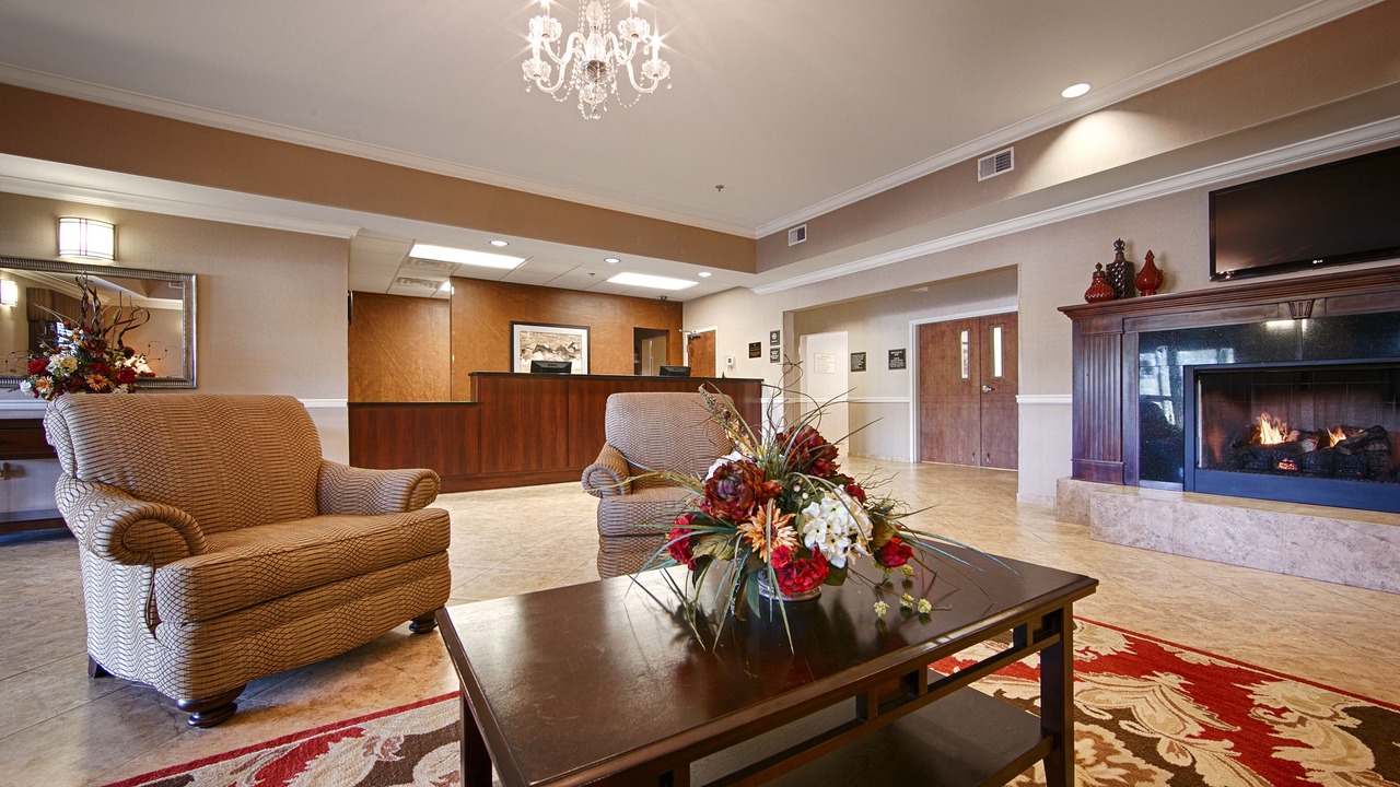 Photo of Others in Louisa