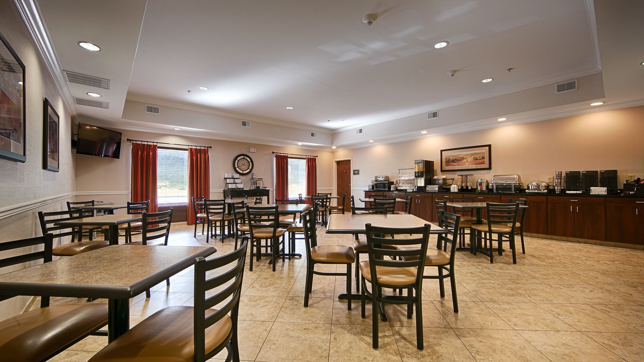 Photo of Others in Louisa