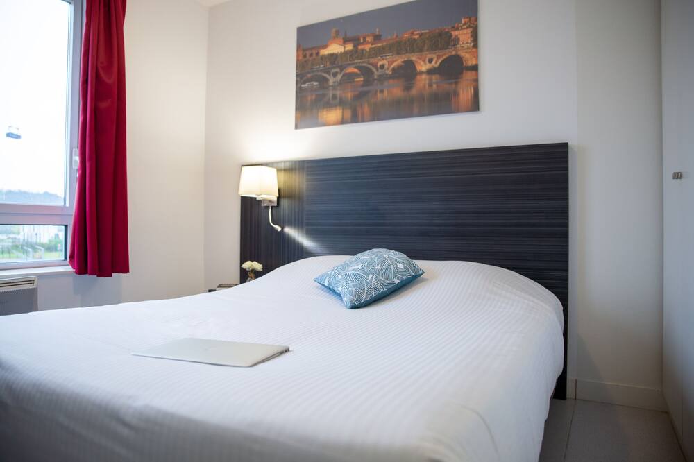 Photo of Bedroom in Croix de Pierre - Route d'Espagne