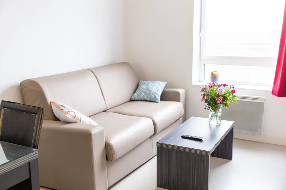 Photo of Livingroom in Croix de Pierre - Route d'Espagne