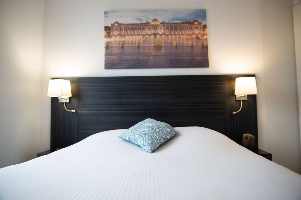 Photo of Bedroom in Croix de Pierre - Route d'Espagne