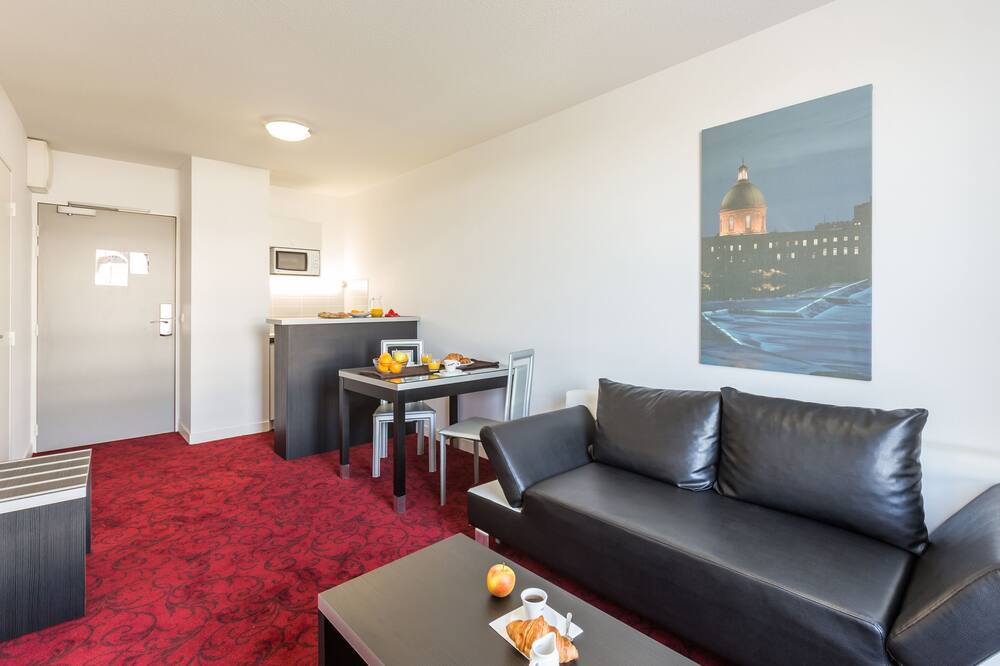 Photo of Livingroom in Croix de Pierre - Route d'Espagne