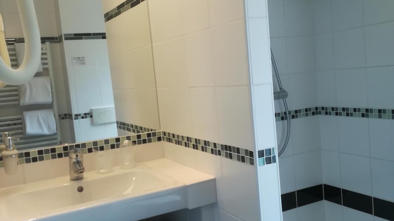 Photo of Bathroom in Centre Ville