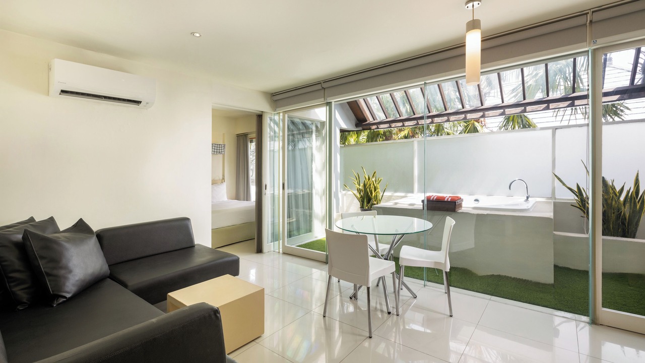 Photo of Others in Sunset Road