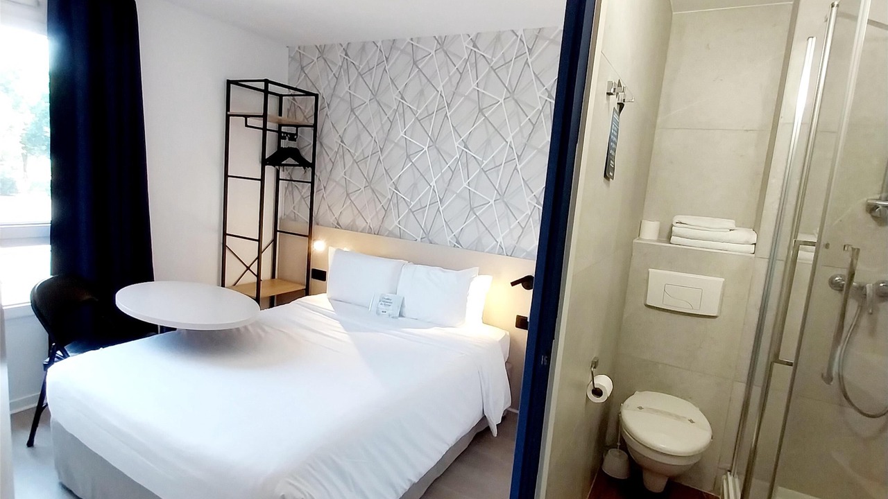 Photo of Bedroom in La Fleche